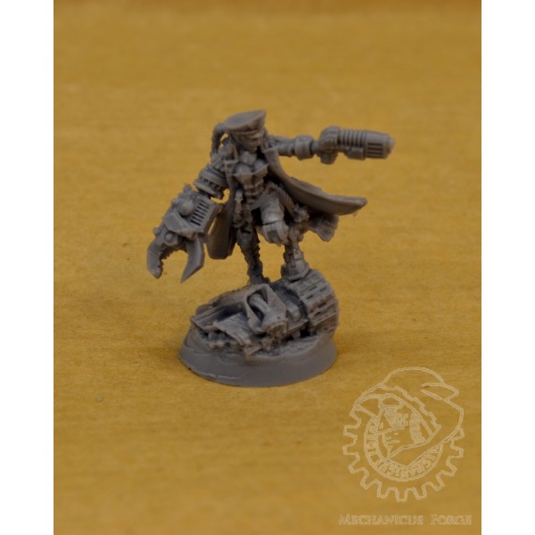 Imperial Soldier Female Brave Commissar
